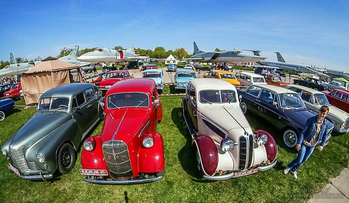Автомобильные фестивали и выставки: история и значимость для индустрии